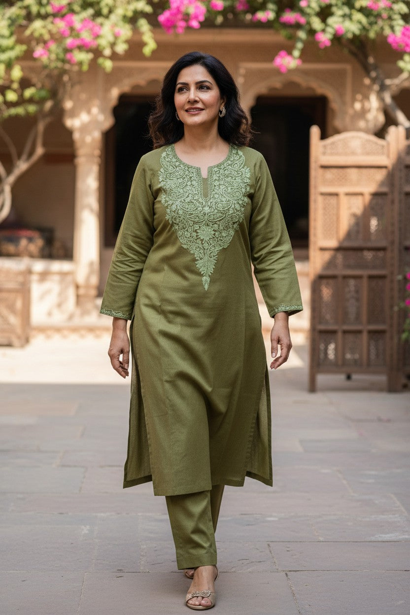 Kashmiri Supan Suits With Aari Embroidery - Olive