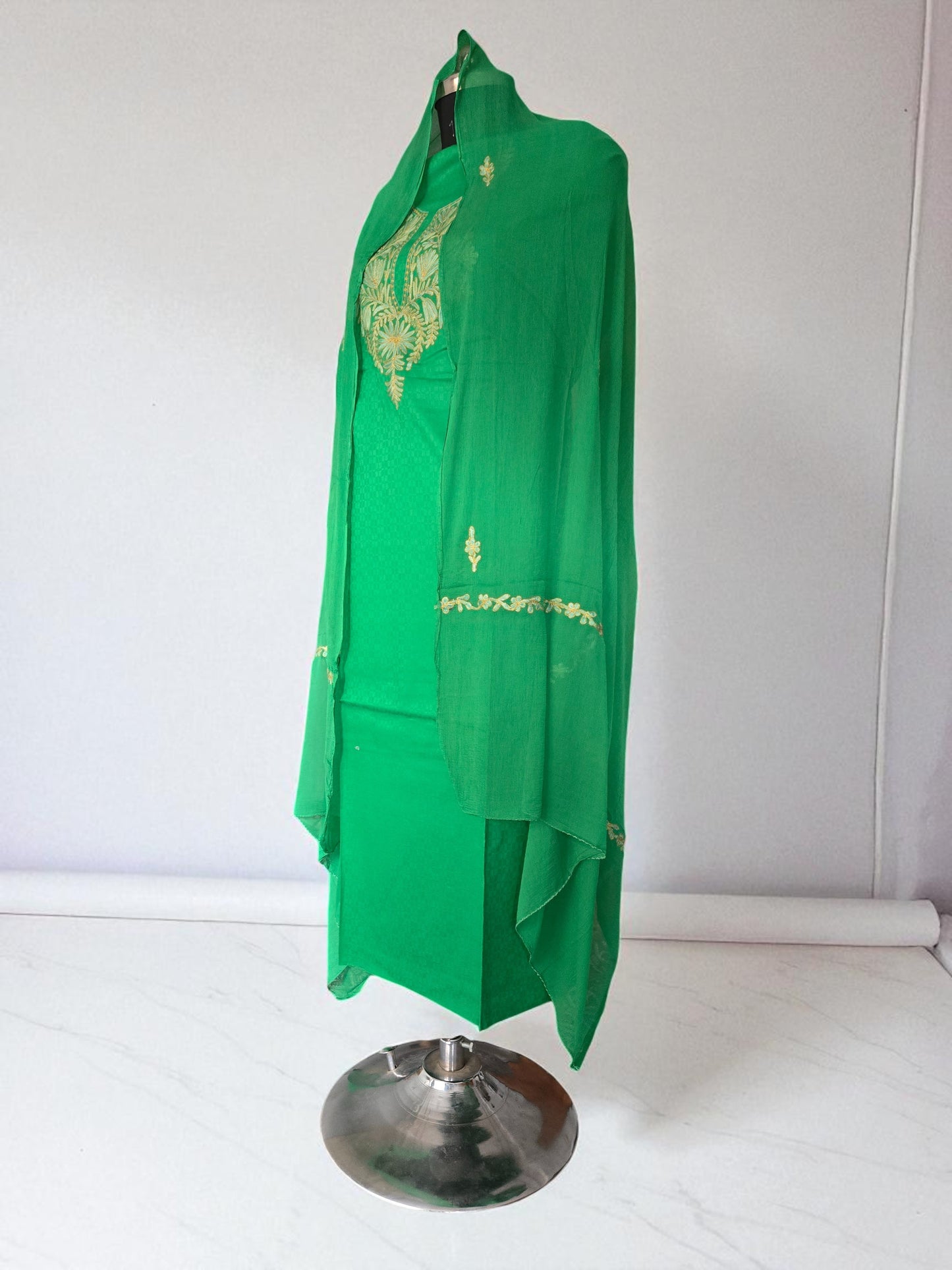 Women Cotton Suits with Kashmiri Embroidery Salwar Suits -green
