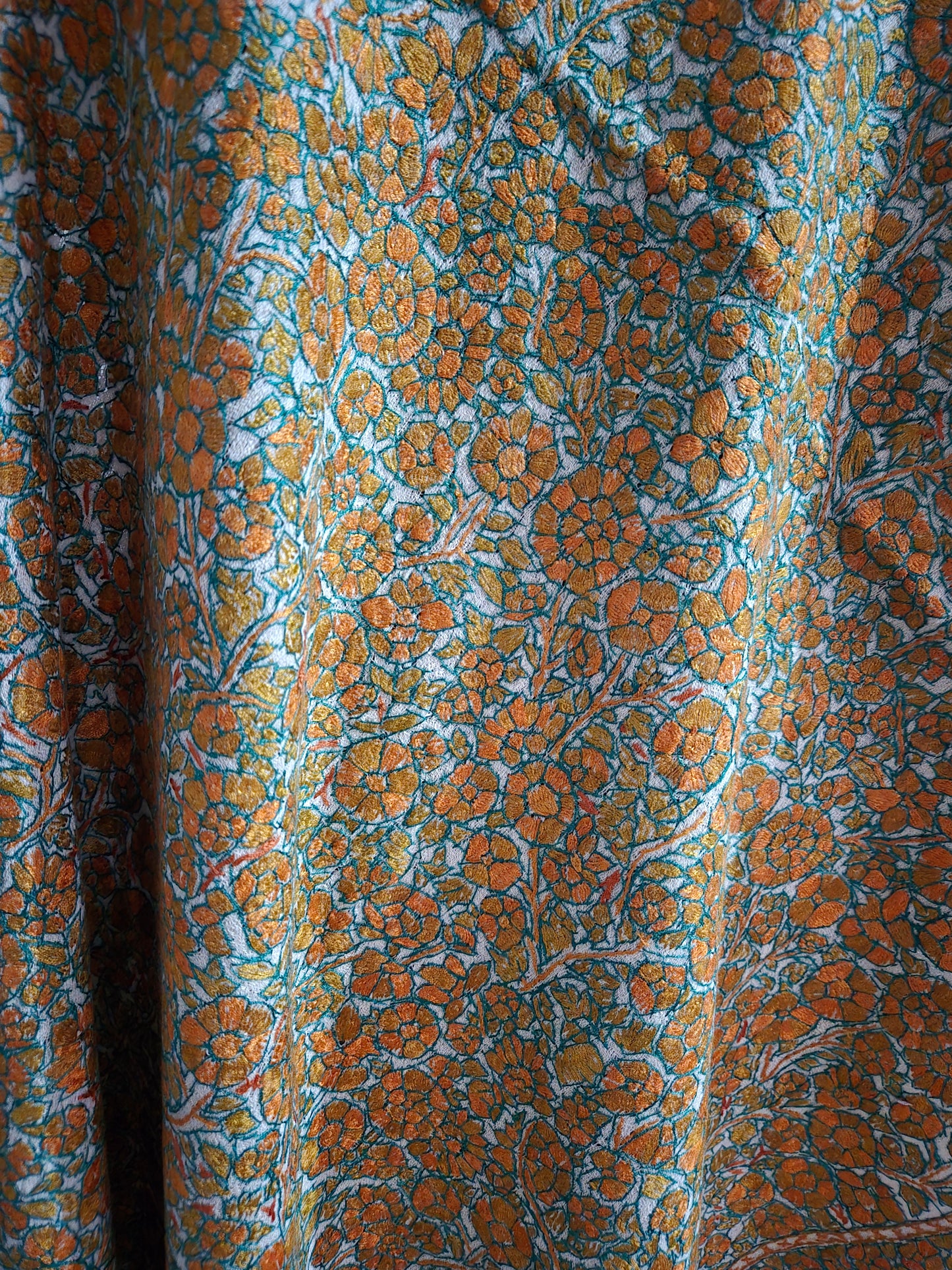 Kashmiri Woolen Stole with Sozni Embroidery | Elegant Winter Wrap | Traditional Ethnic Wear for Women - Off White