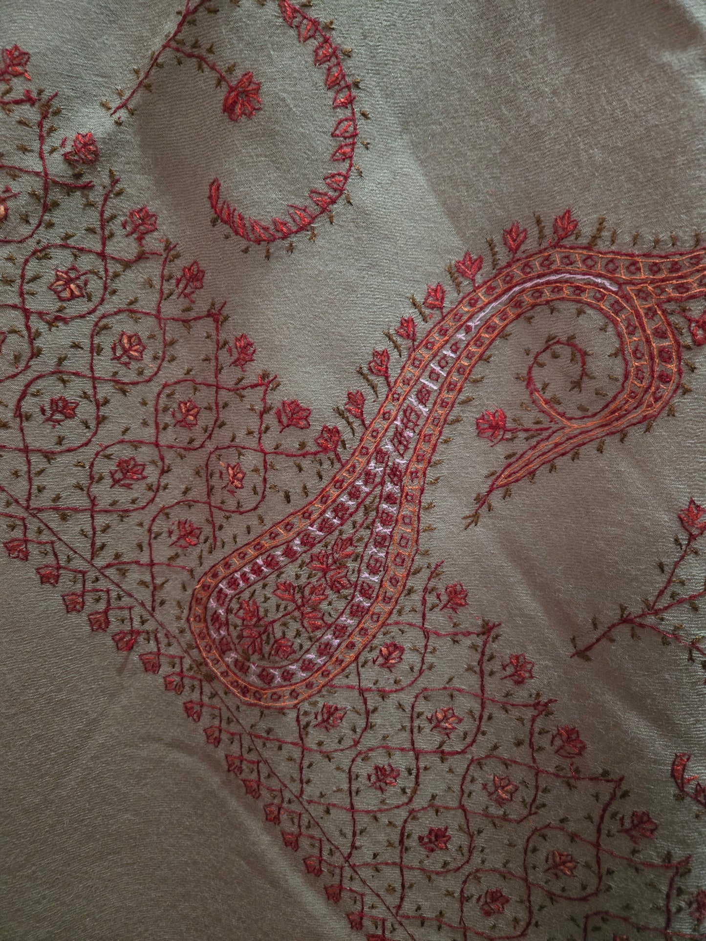 Kashmiri Woolen shawl with Embroidery | Elegant Winter Wrap | Traditional Ethnic Wear for Women - Dusty Rose