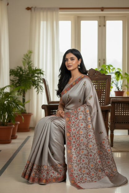 Women's Sarees with Kashmiri Aari Embroidery | Silk Saree with Unstitched Blouse Pieces. -  Light Green