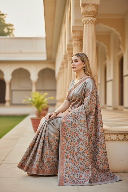 Women's Sarees with Kashmiri Aari Embroidery | Silk Saree with Unstitched Blouse Pieces. -  Light Green