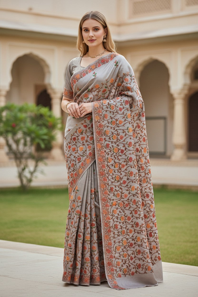 Women's Sarees with Kashmiri Aari Embroidery | Silk Saree with Unstitched Blouse Pieces. -  Light Green