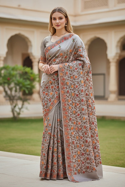 Women's Sarees with Kashmiri Aari Embroidery | Silk Saree with Unstitched Blouse Pieces. -  Light Green
