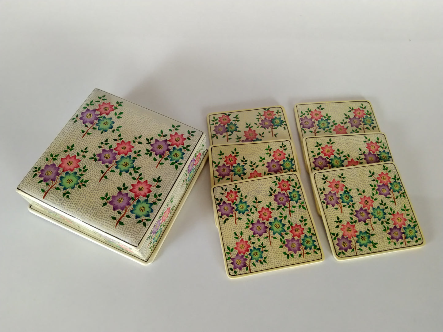Kashmir Gallery Wooden square coaster setr Decorative Item Painted with Kashmiri Hand Embrodery