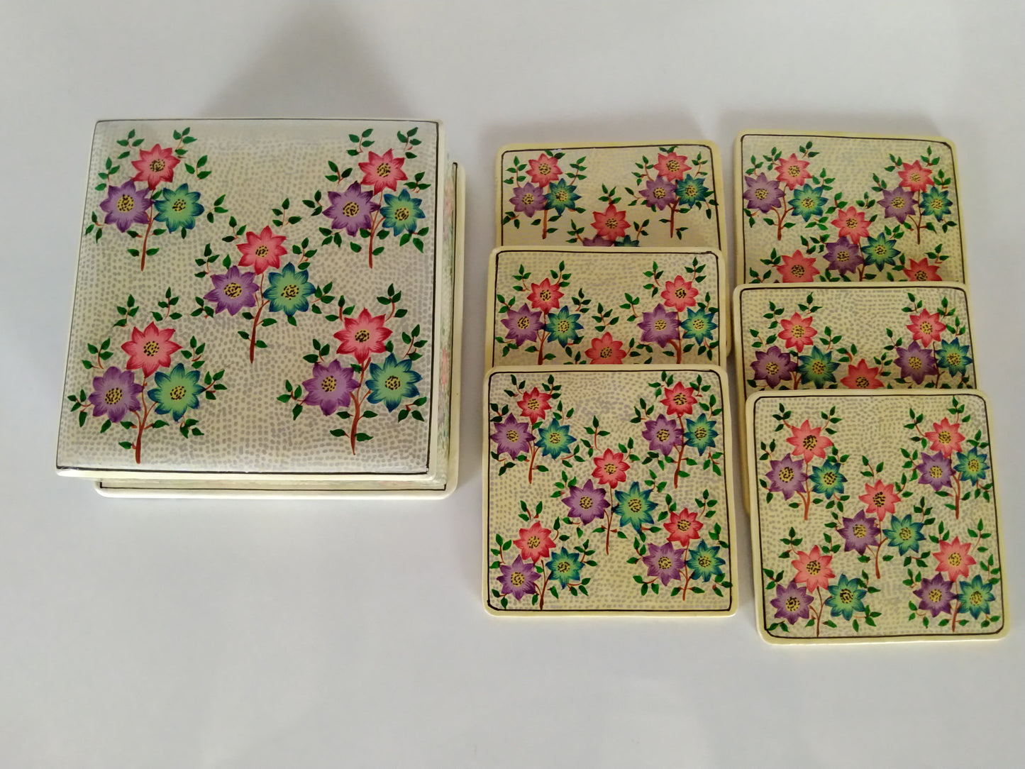 Kashmir Gallery Wooden square coaster setr Decorative Item Painted with Kashmiri Hand Embrodery