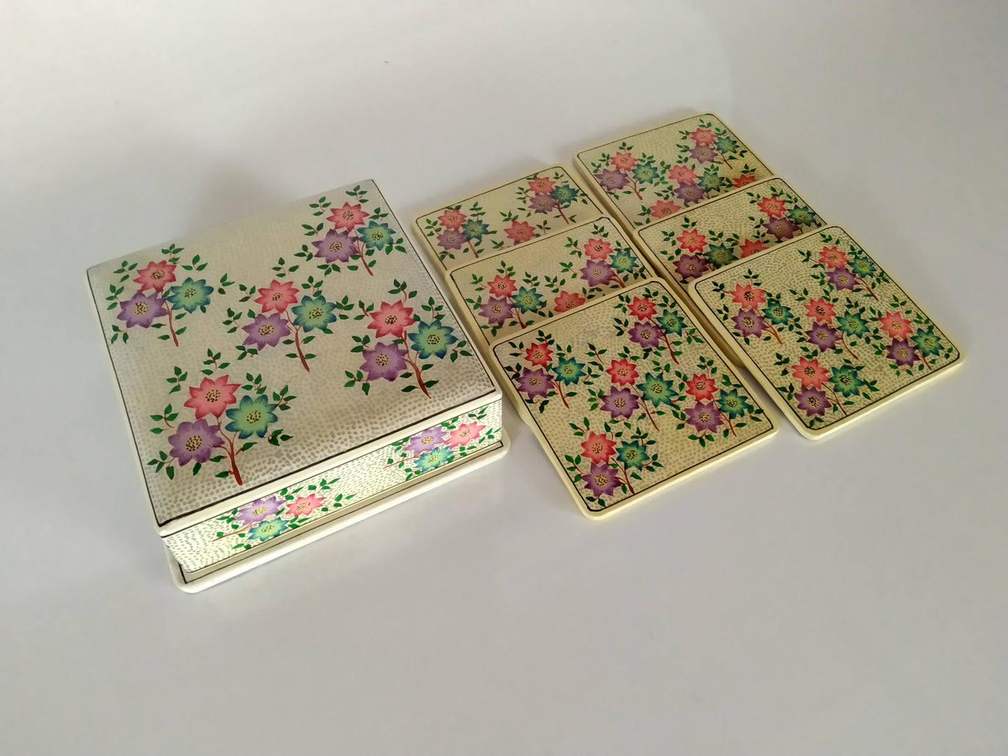 Kashmir Gallery Wooden square coaster setr Decorative Item Painted with Kashmiri Hand Embrodery