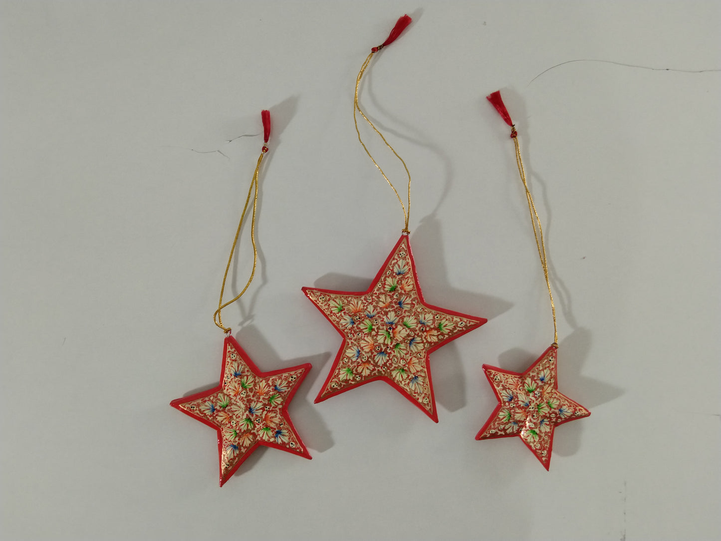 Kashmir Gallery Wooden star sers Decorative Item Painted with Kashmiri Hand Embroidery- Set of 3 (2 x 6 in)