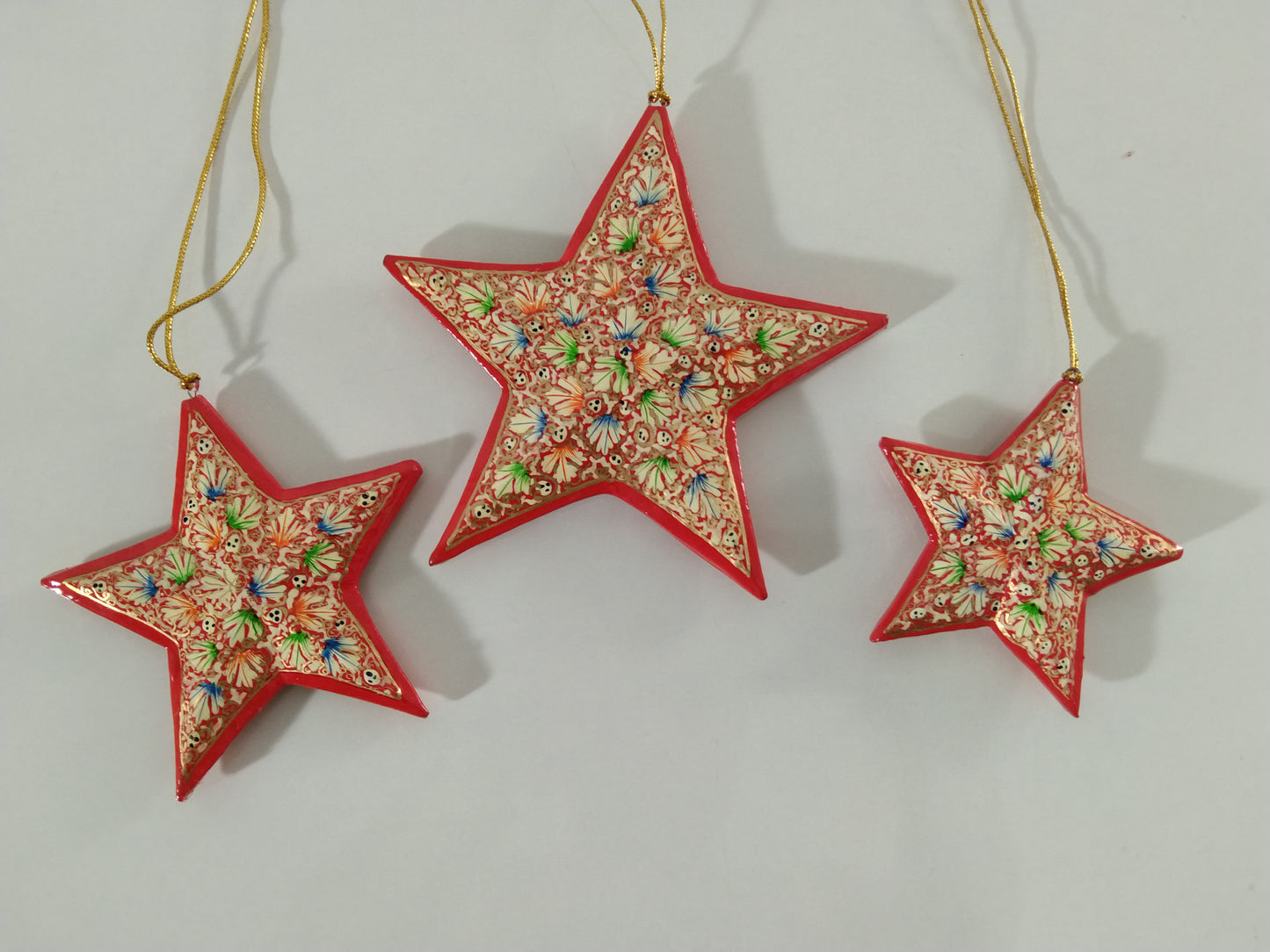 Kashmir Gallery Wooden star sers Decorative Item Painted with Kashmiri Hand Embroidery- Set of 3 (2 x 6 in)