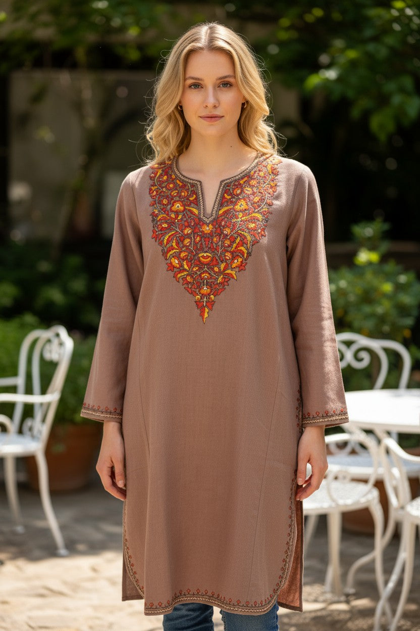 Kashmiri Woolen Pheran Set with Stole | Handcrafted Sozni Embroidery | Elegant Winter Ethnic Wear - Beige