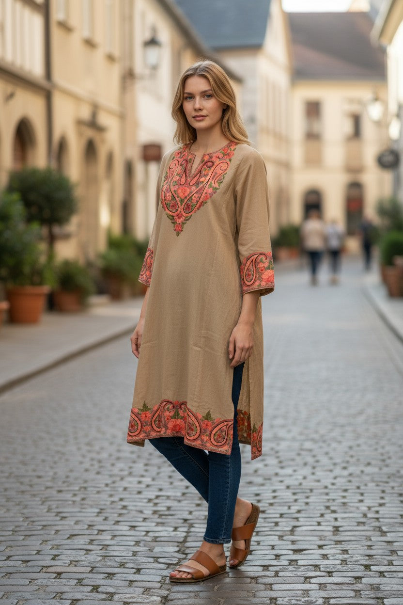Kashmiri Woolen Pheran with Traditional Embroidery - Light Grey