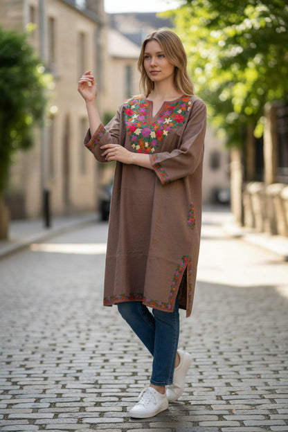 Kashmiri Woolen Pheran with Traditional Aari Embroidery - Grey