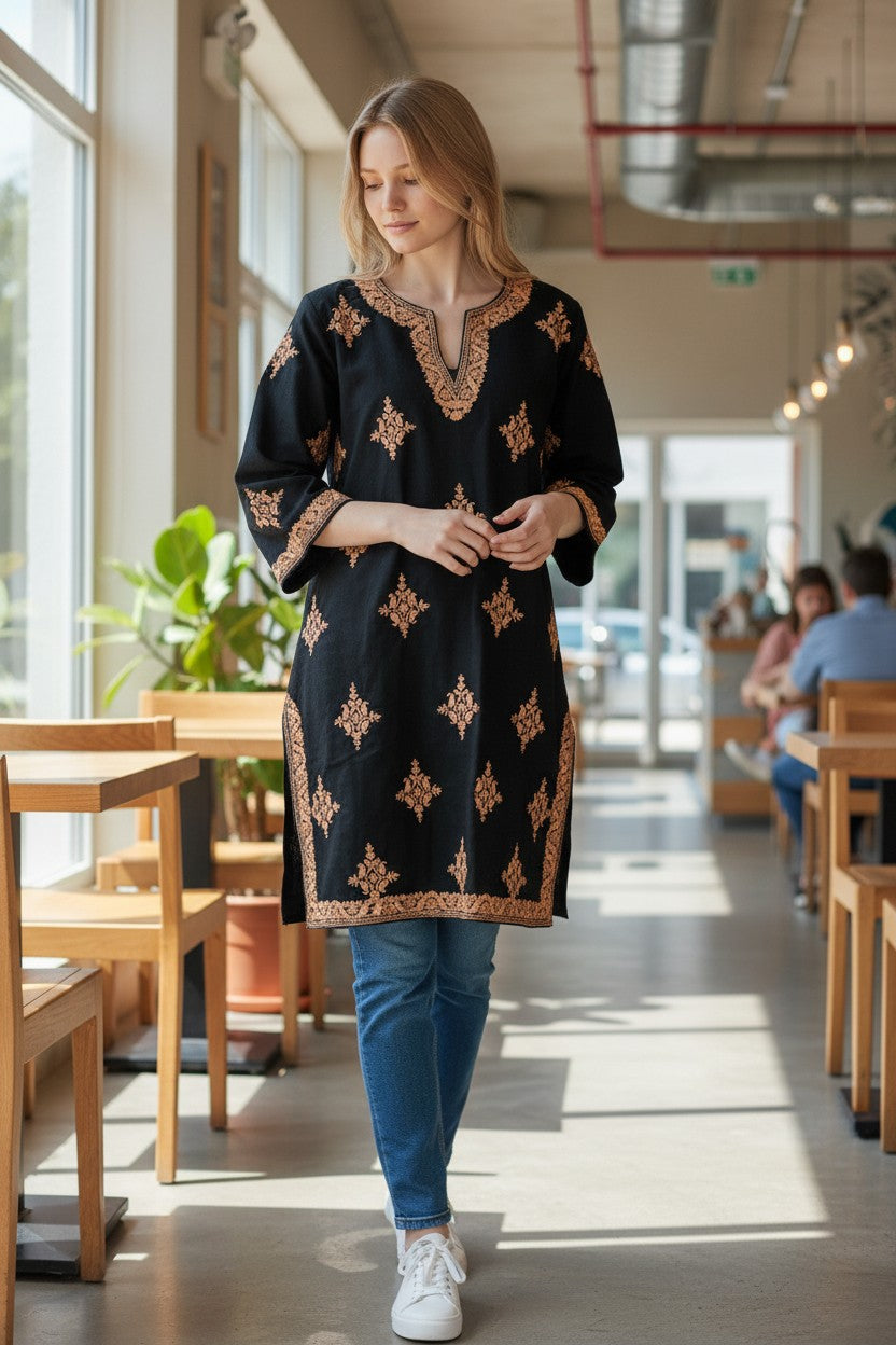 Kashmiri Woolen Pheran with Traditional Aari Embroidery - Black