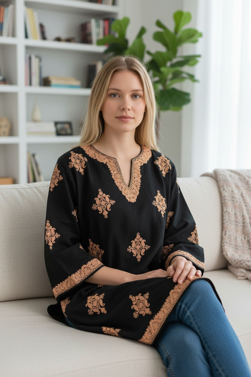 Kashmiri Woolen Pheran with Traditional Aari Embroidery - Black