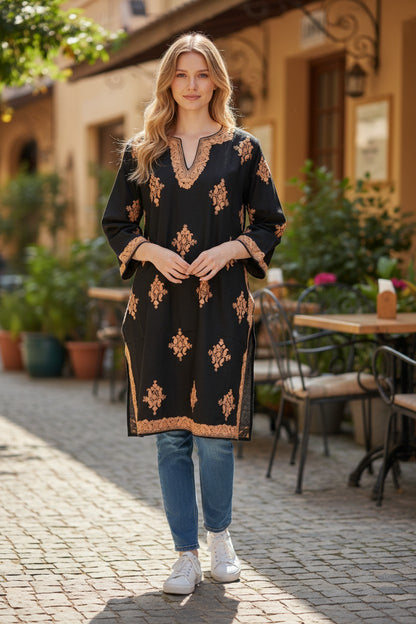 Kashmiri Woolen Pheran with Traditional Aari Embroidery - Black