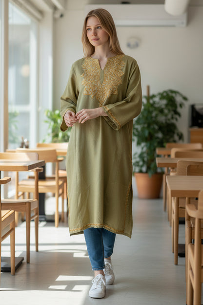 Kashmiri Woolen Pheran with Traditional Aari Embroidery - Light Green