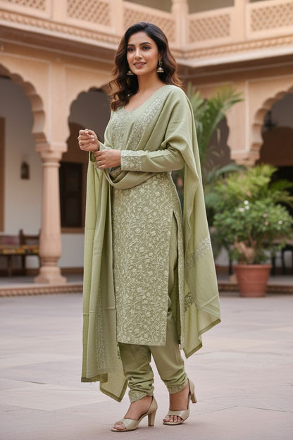Women Woolen Kashmiri Suits Semi Pashmina Aari Embroidery  - Light Green