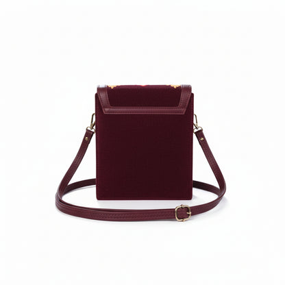 Women mobile Bags With Gorgeous Kashmiri Embroidery - Maroon