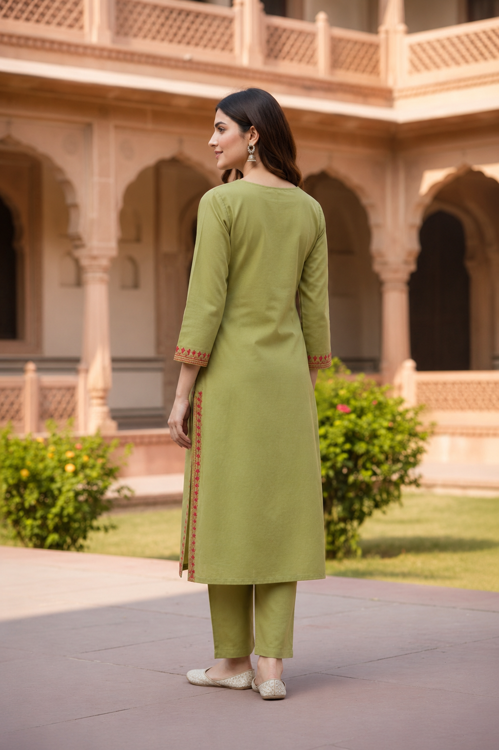 Kashmiri Kurti for Women Cotton Kurti with Embroidery - M | Light Green