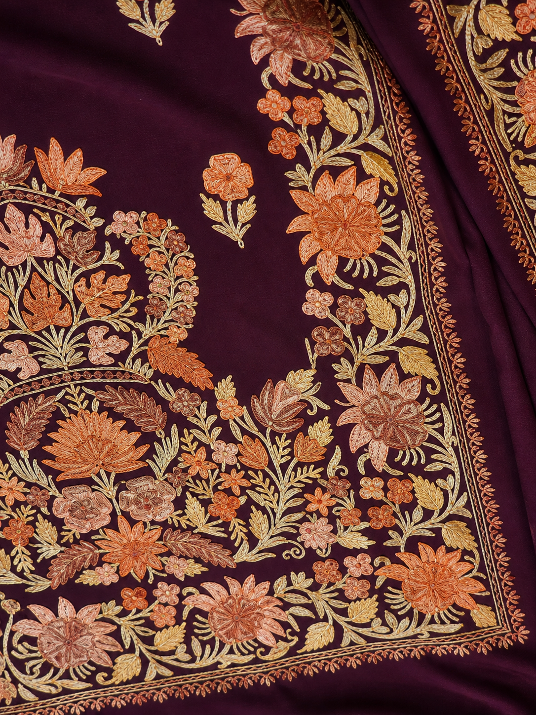 Women's Sarees with Kashmiri Aari Embroidery | Georgette Saree with Unstitched Blouse Pieces. -  Maroon