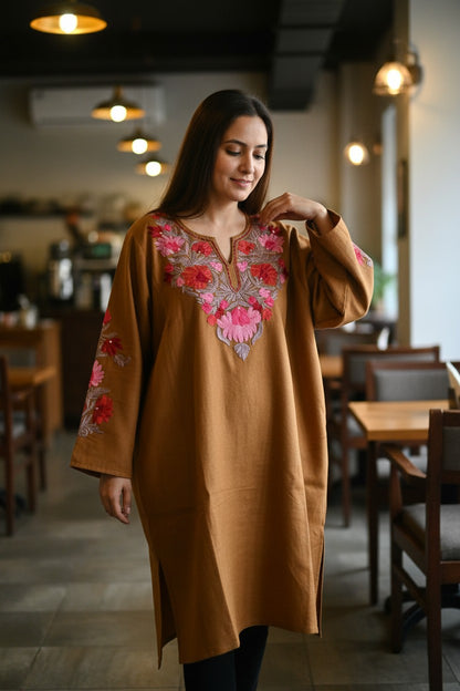 Kashmiri Woolen Pheran with Traditional Aari Embroidery | Hand Made (Peach, 6XL)