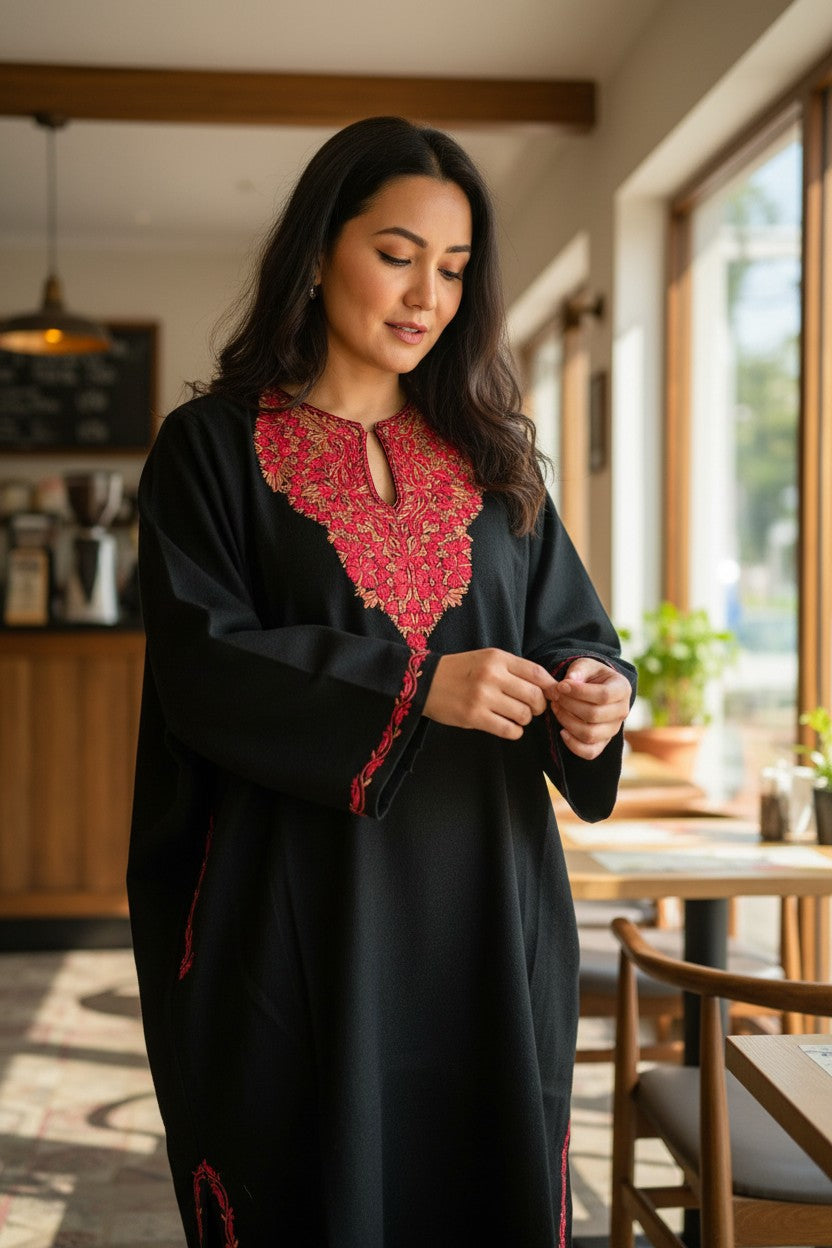 Kashmiri Woolen Pheran with Traditional Aari Embroidery | Hand Made (Black5, 6XL)