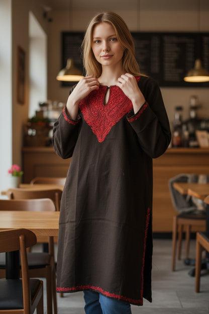 Kashmiri Woolen Pheran with Traditional Aari Embroidery | Hand Made (Black4, 5XL)
