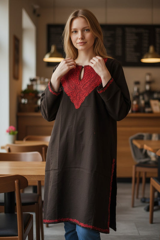 Kashmiri Woolen Pheran with Traditional Aari Embroidery | Hand Made (Black4, 5XL)
