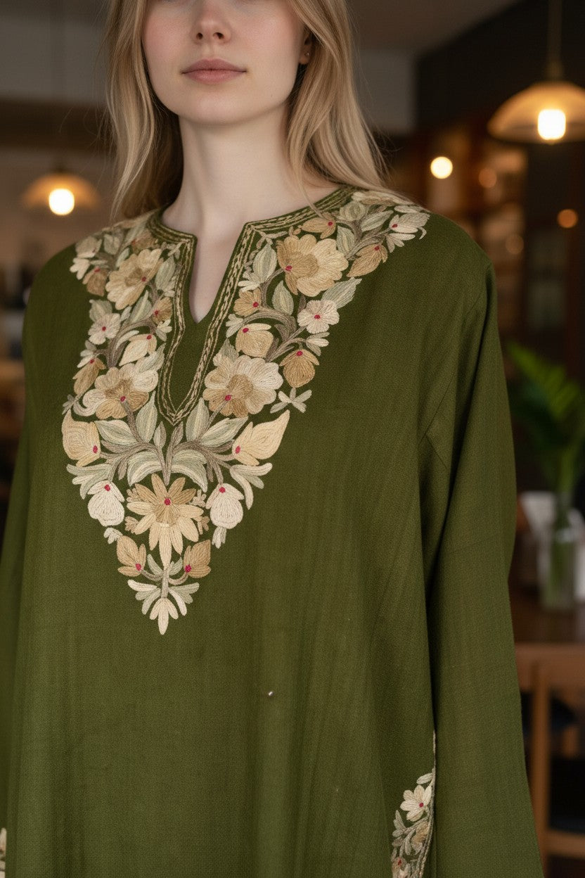 Kashmiri Woolen Pheran with Traditional Aari Embroidery - Light Green