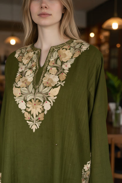 Kashmiri Woolen Pheran with Traditional Aari Embroidery - Light Green