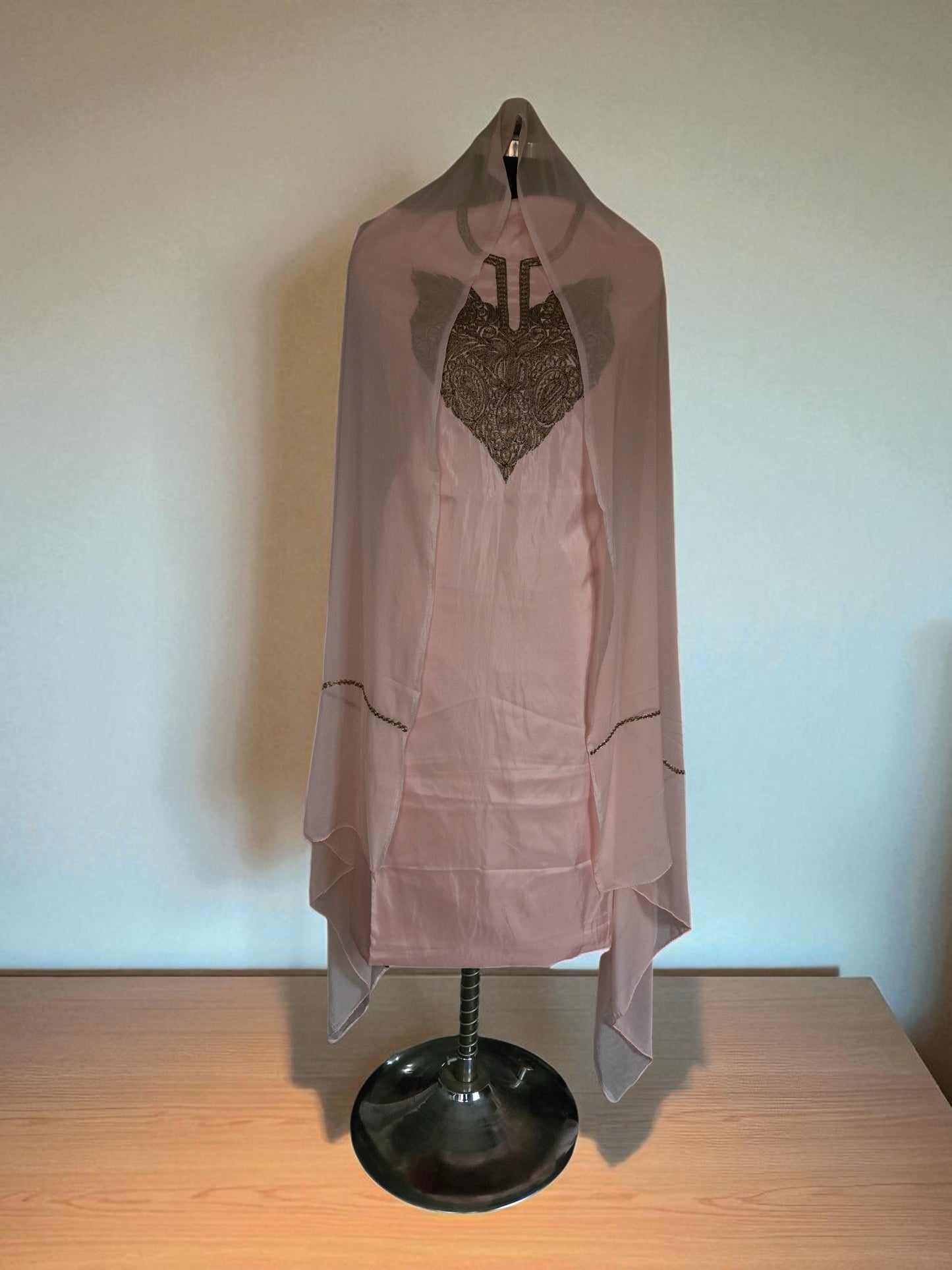 Women Silk Suits with Kashmiri Embroidery Unstitched Dress Material Salwar Suits -pink