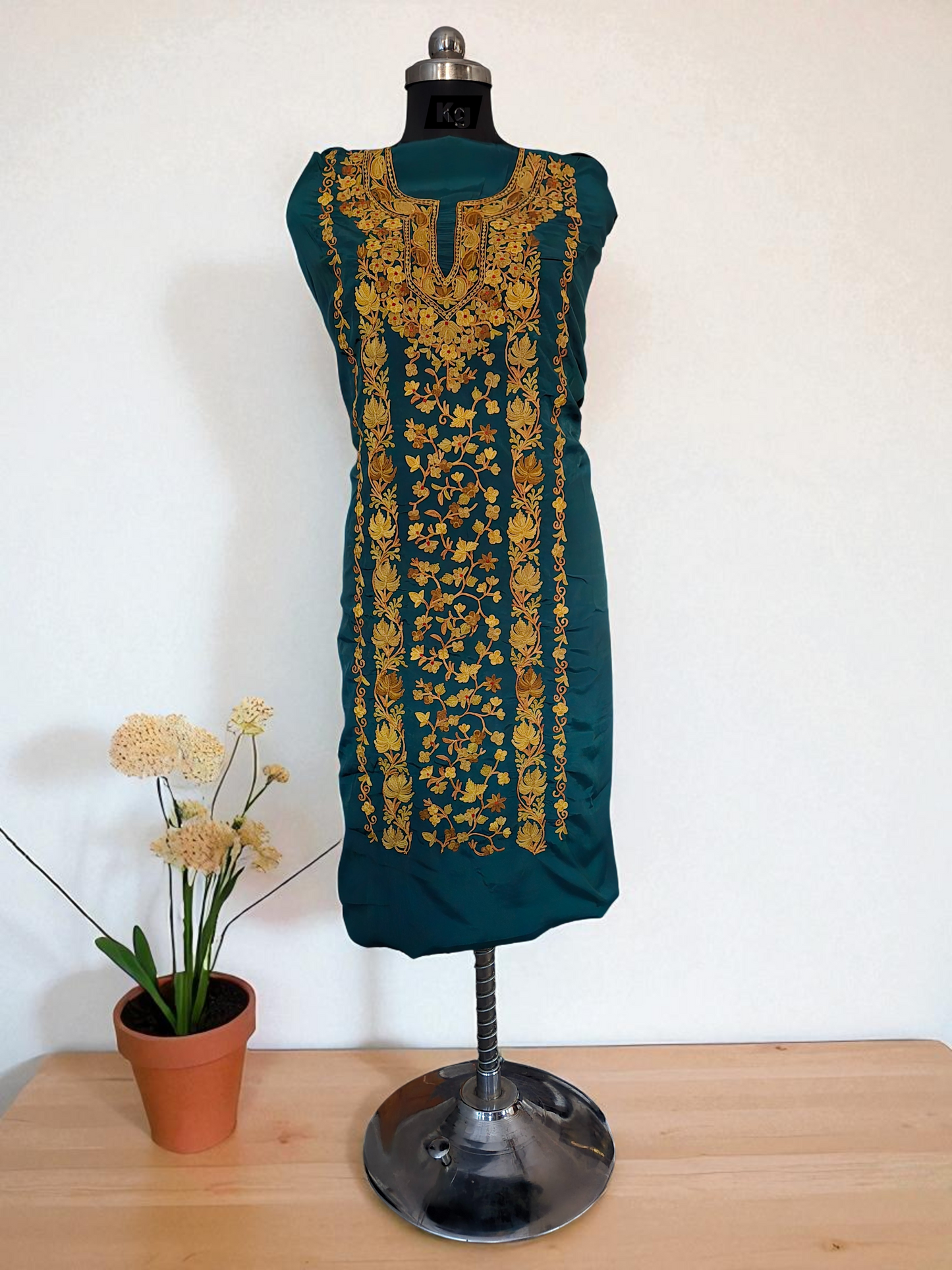 Georgette  suits with Kashmiri Embroidery Salwar Suits - teal