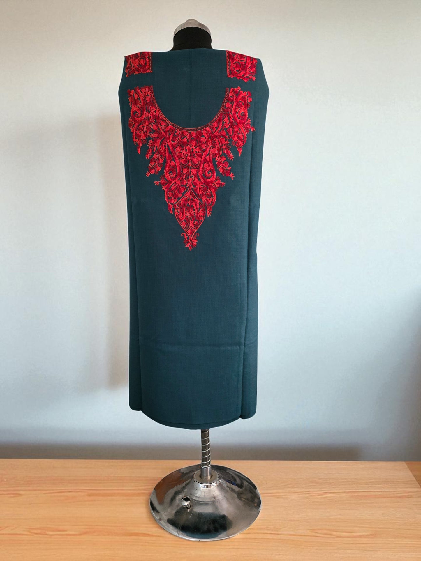 Women Cotton Suits with Kashmiri Embroidery Salwar Suits -green